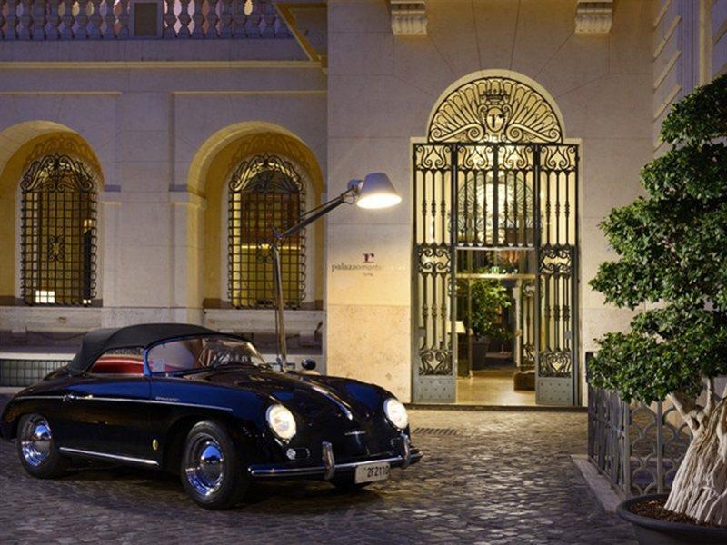 팔라초 몬테마르티니 롬, 어 래디슨 컬렉션 호텔 로마 외부 사진 The entrance to the hotel